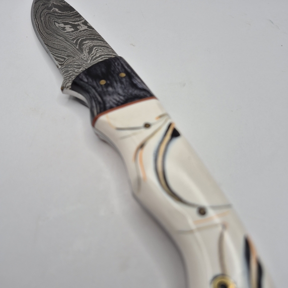 NEW!!! Damascus Steel Knife with Artistic Handle and Leather Sheath - Picture 9 of 11